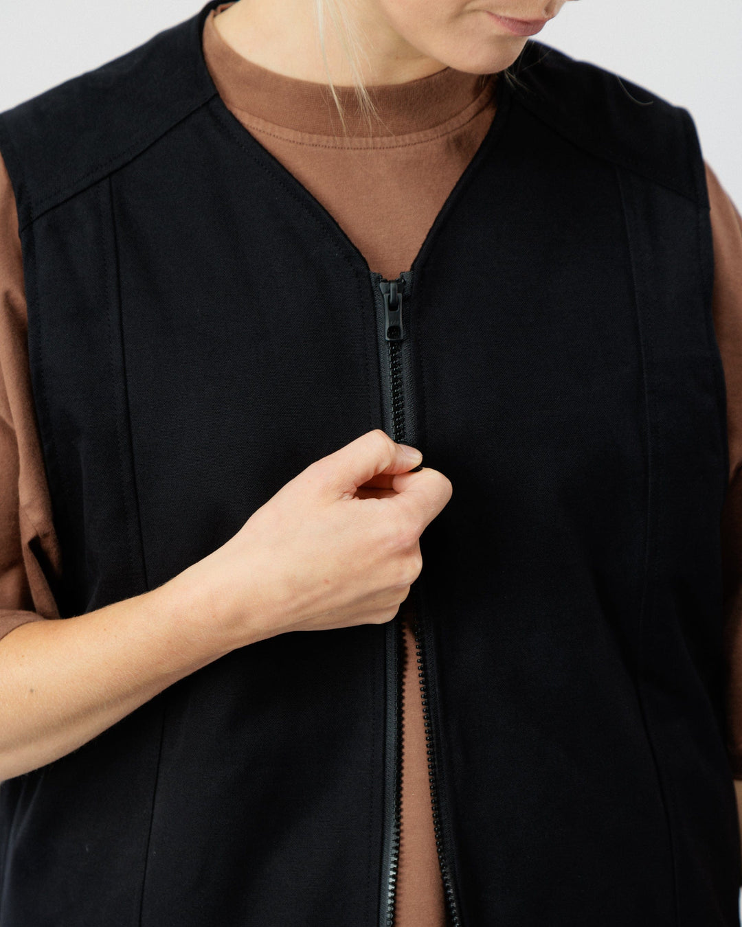 Mill Vest - Black