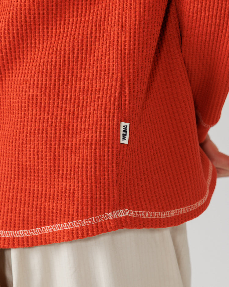 Raglan Range Waffle Knit - Signal Red w Ecru — hem, label and texture