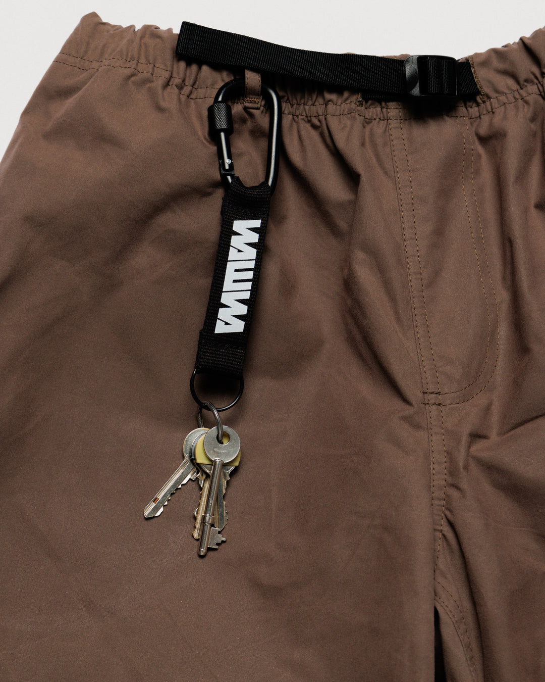 Water Resistant Zama Pants - Bracken — belt loop carabiner styling